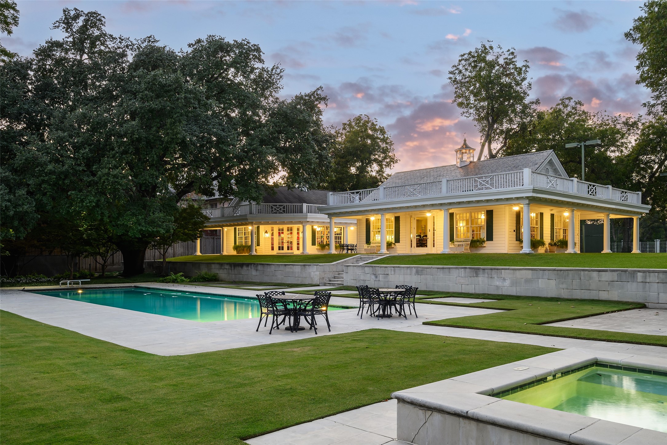 4009 W Lawther Drive