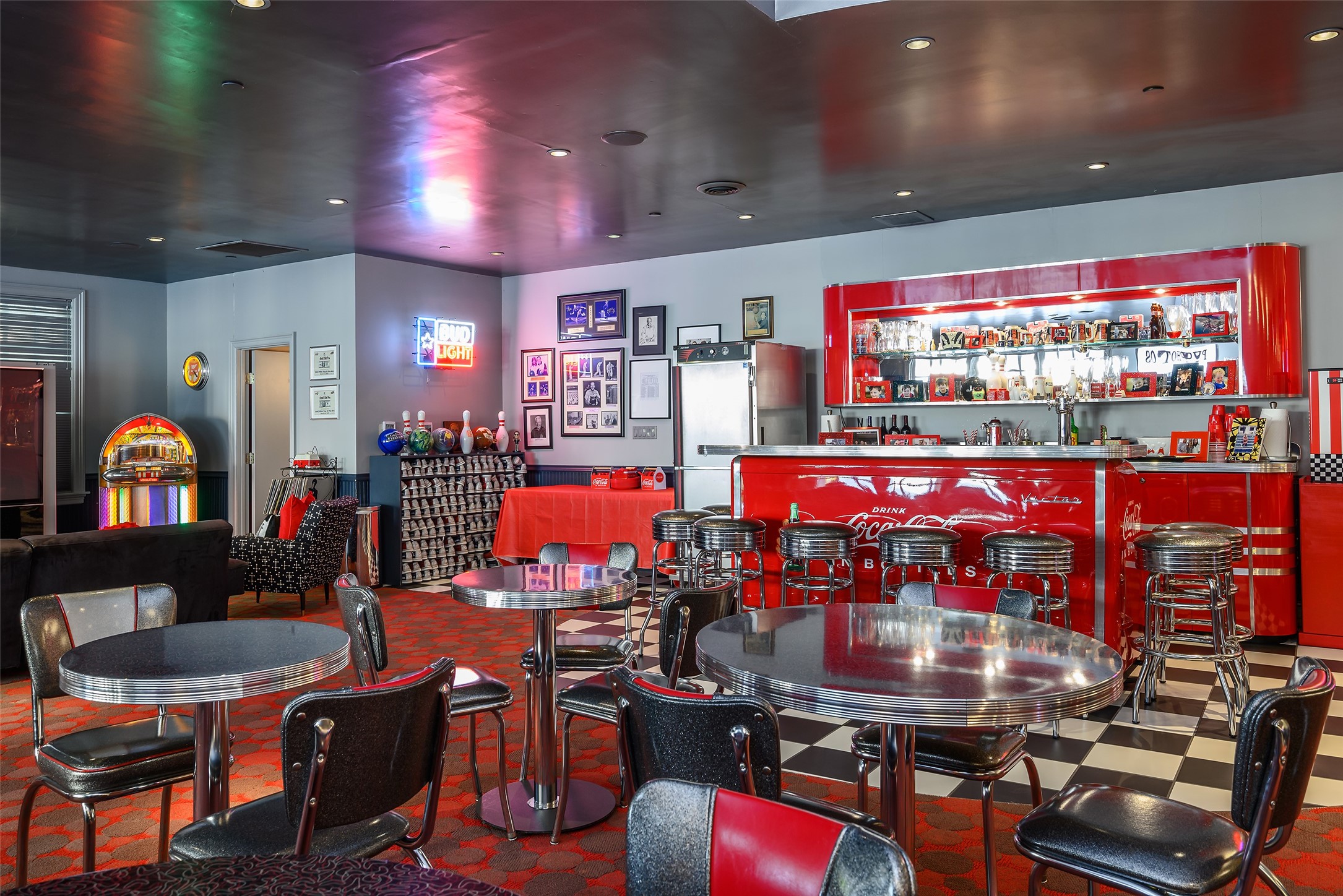 4009 W Lawther Drive