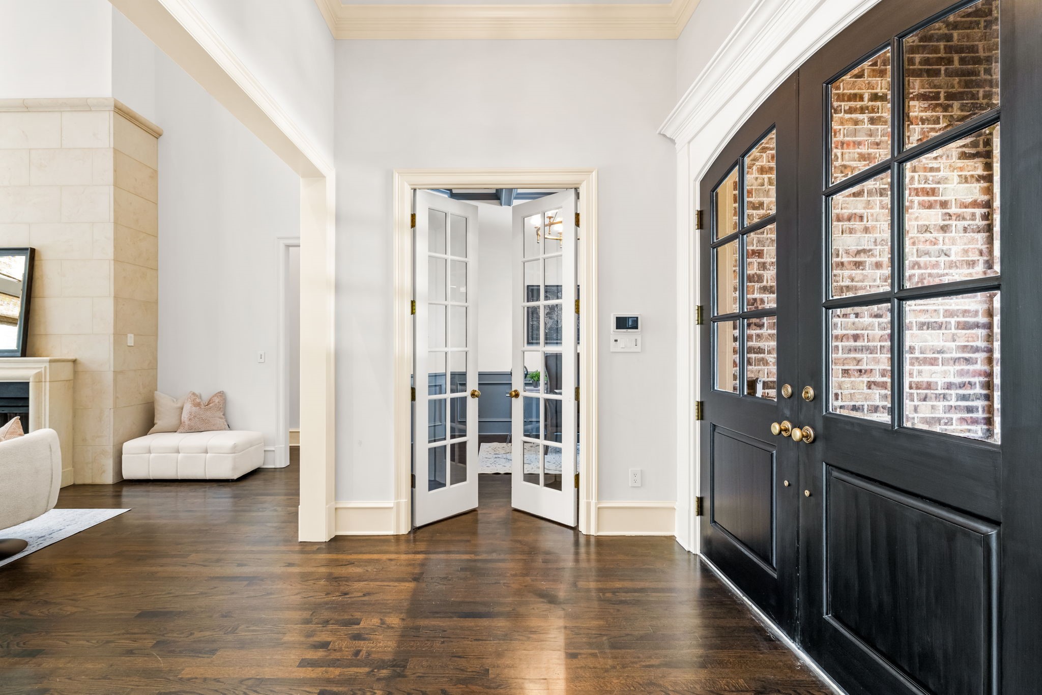 517 Round Hollow Lane