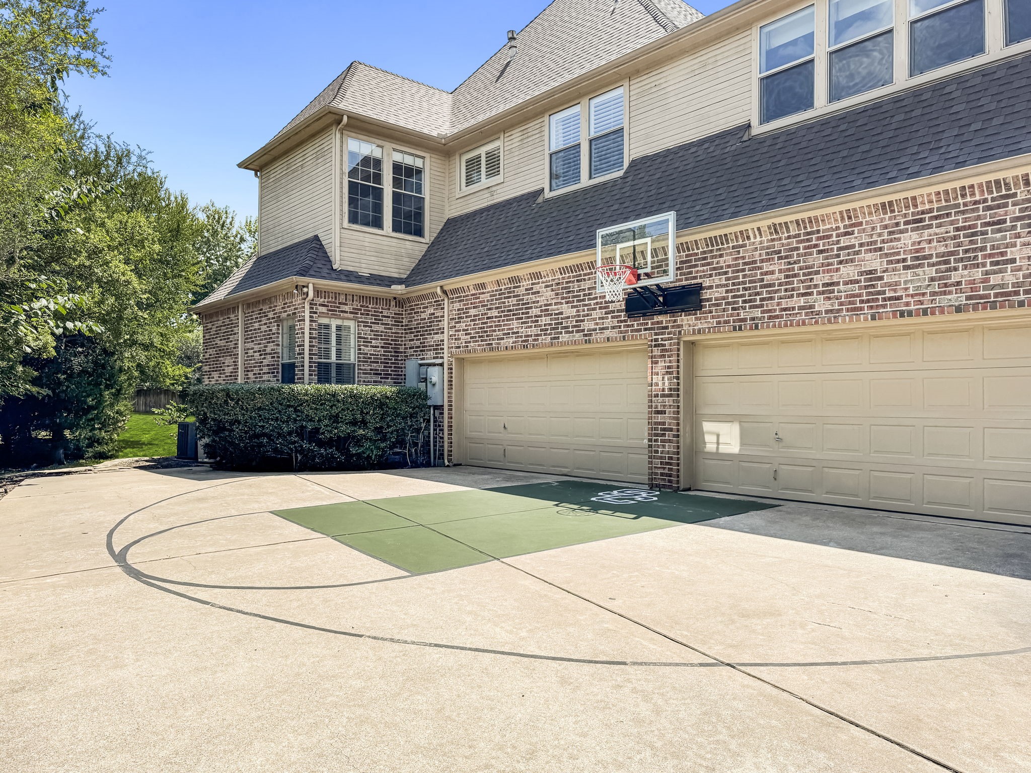 517 Round Hollow Lane