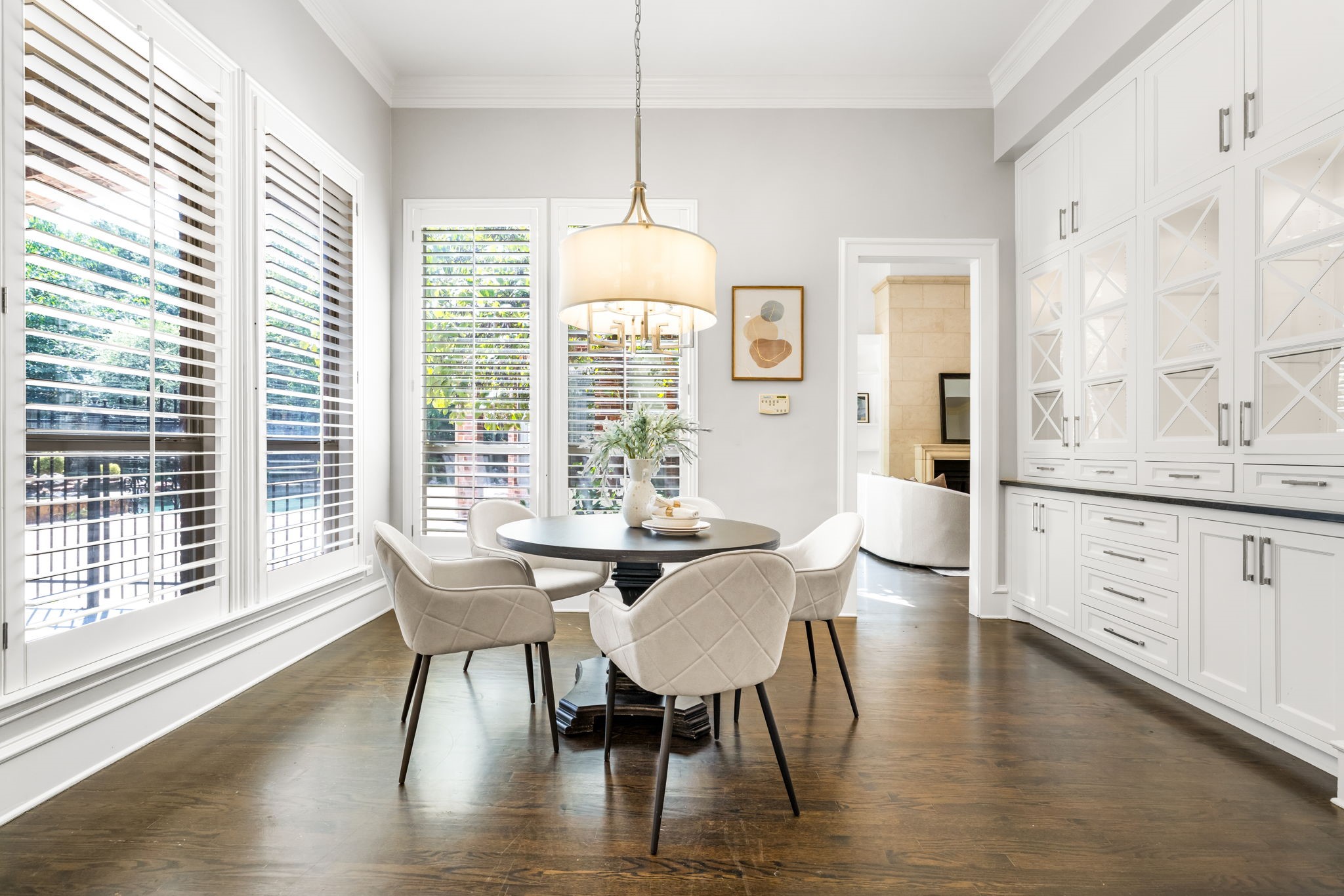 517 Round Hollow Lane