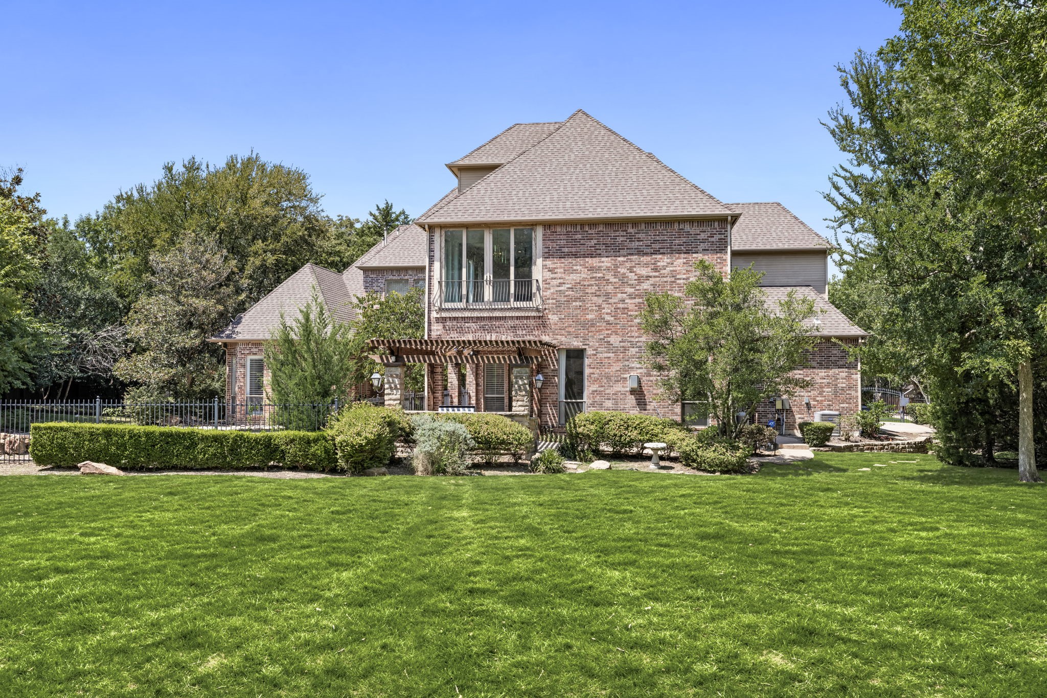 517 Round Hollow Lane