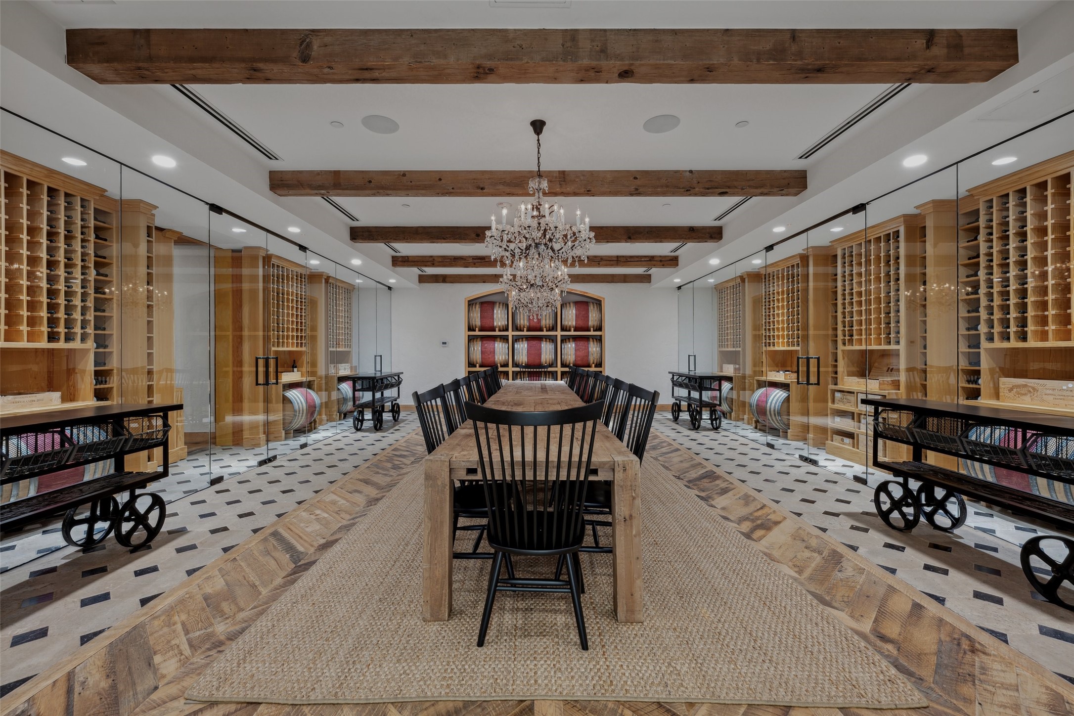 3130 N Harwood Street 905