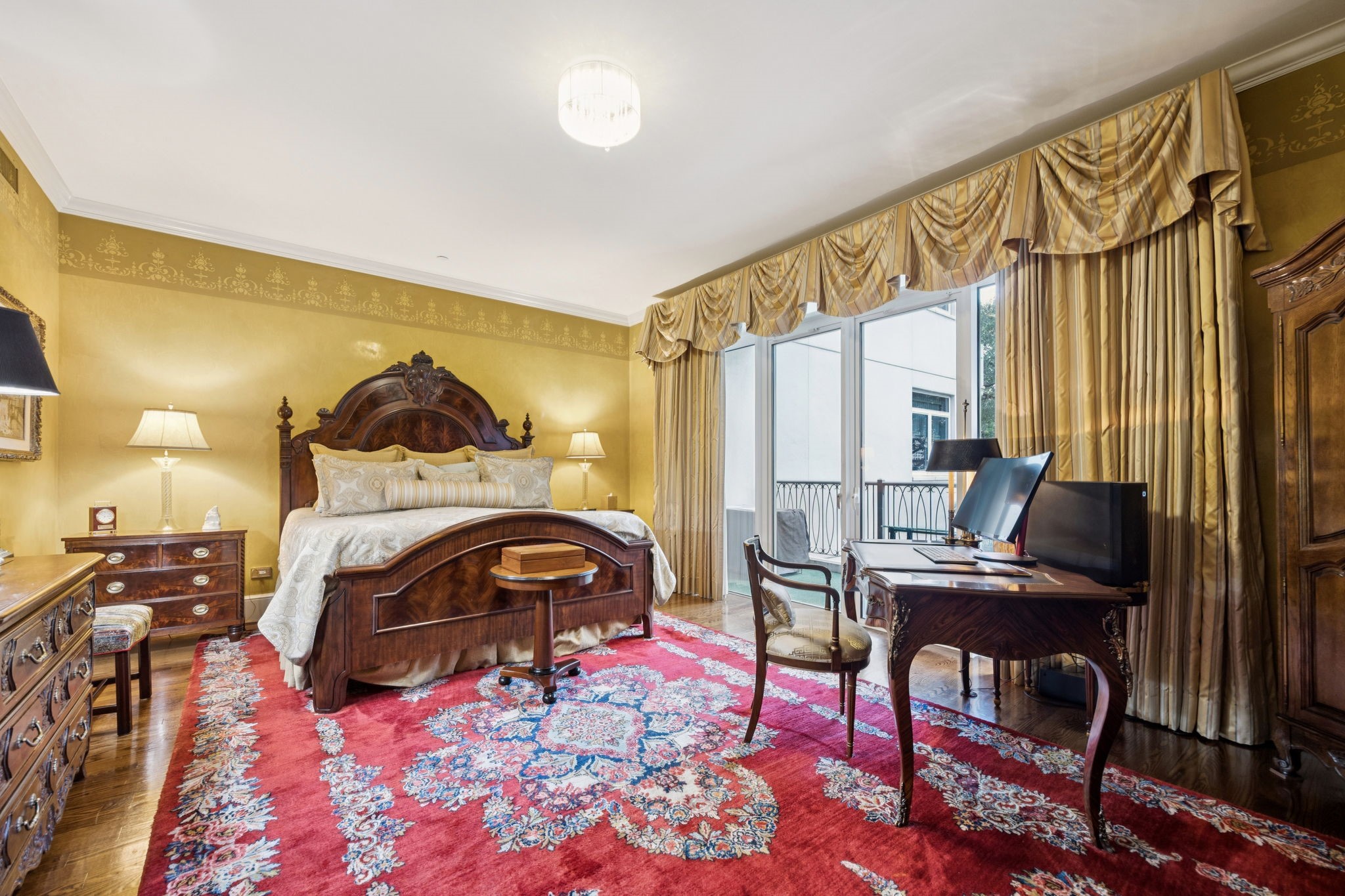 3505 Turtle Creek Boulevard 3B