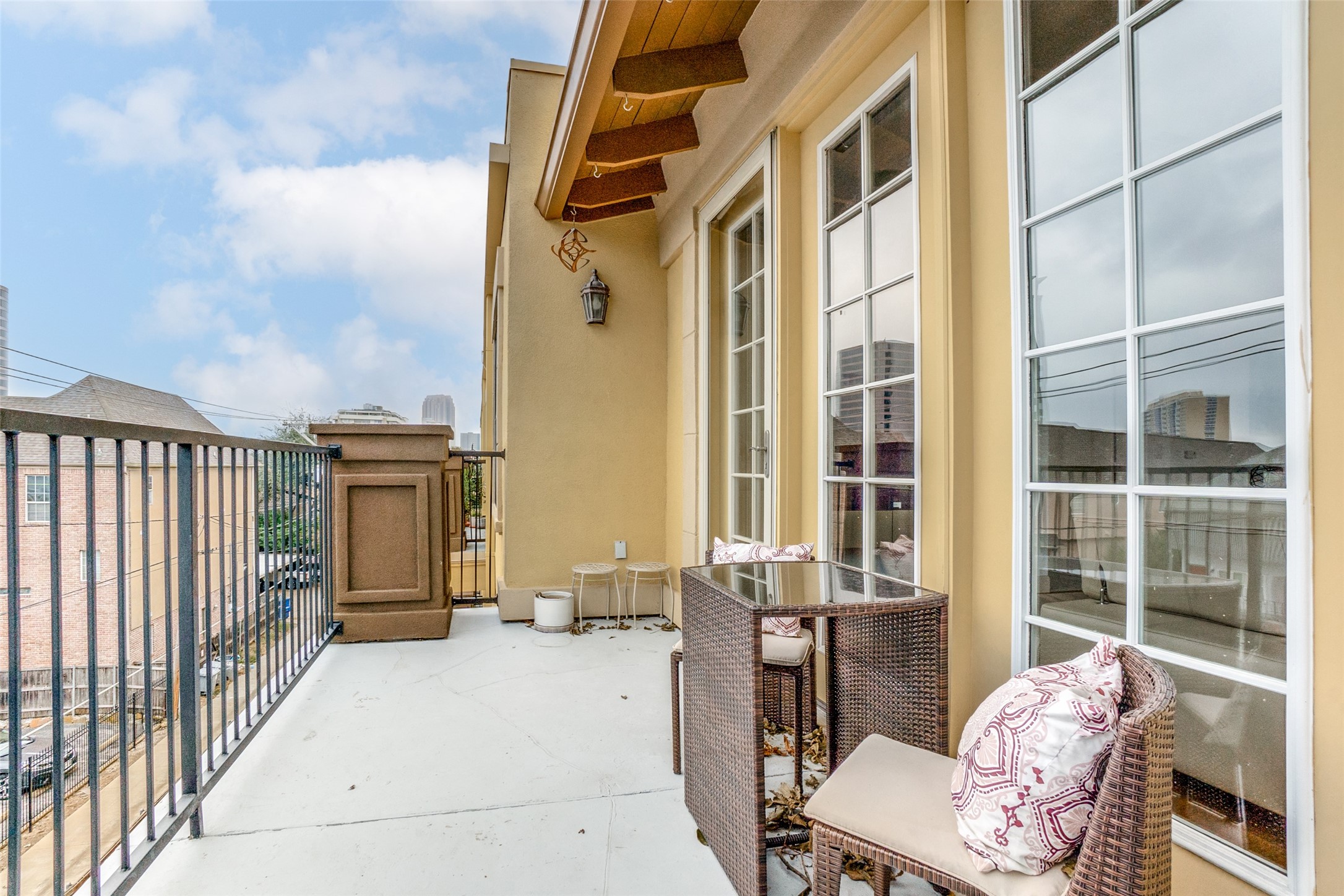 3818 Holland Avenue 309