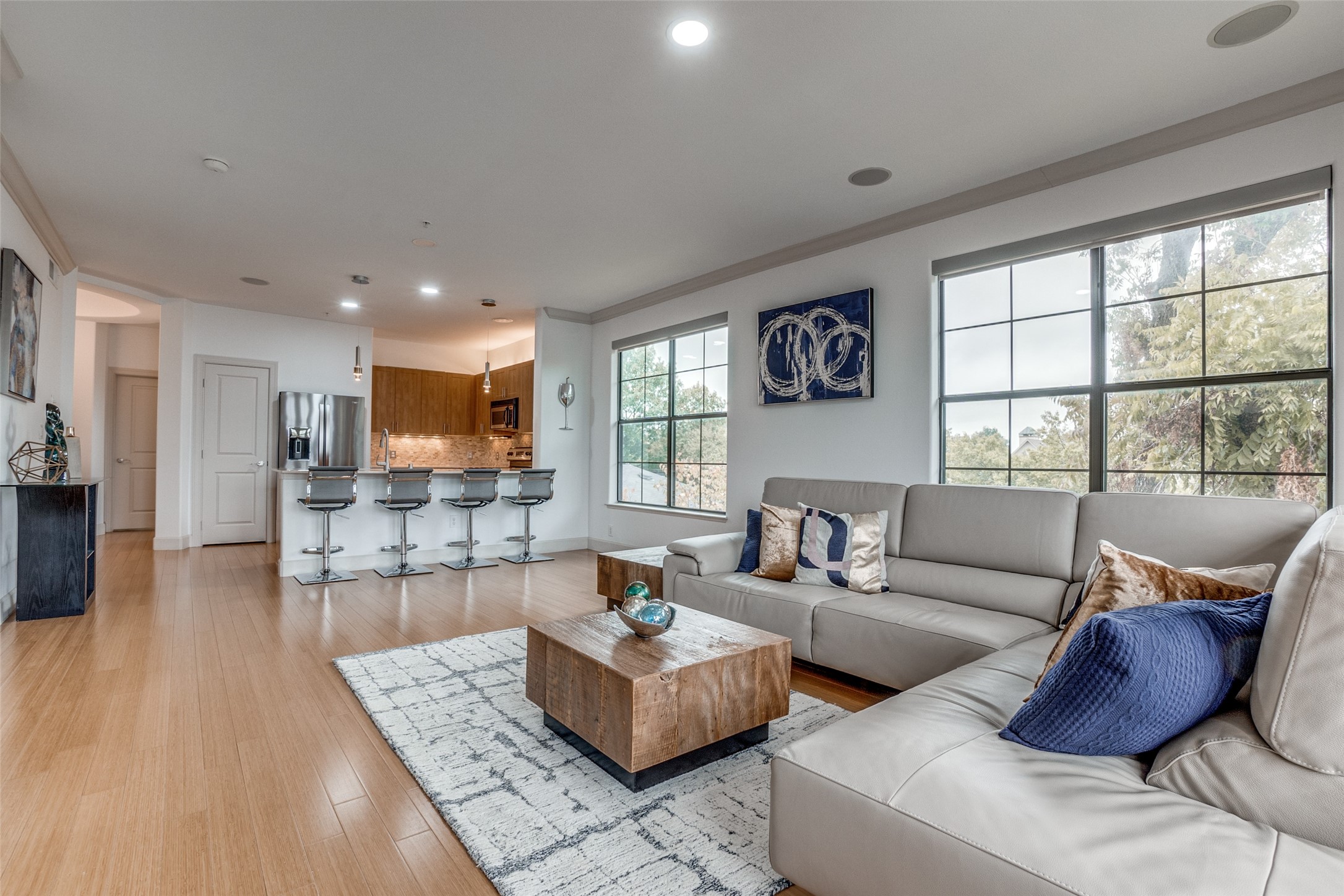 3818 Holland Avenue 309