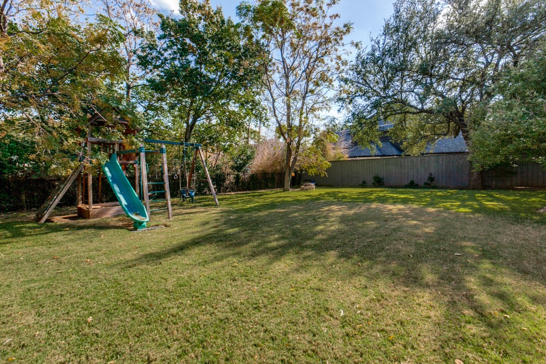 4206 Manning Lane