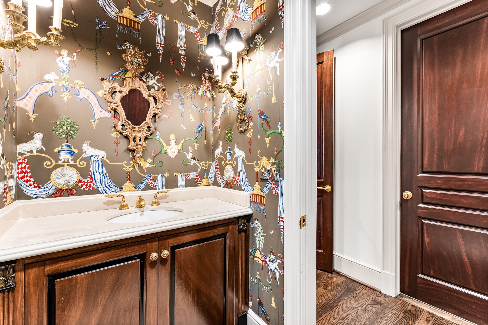 3505 Turtle Creek Boulevard 8B