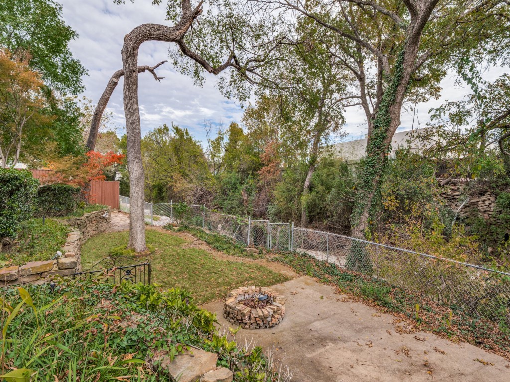 17610 Squaw Valley Drive