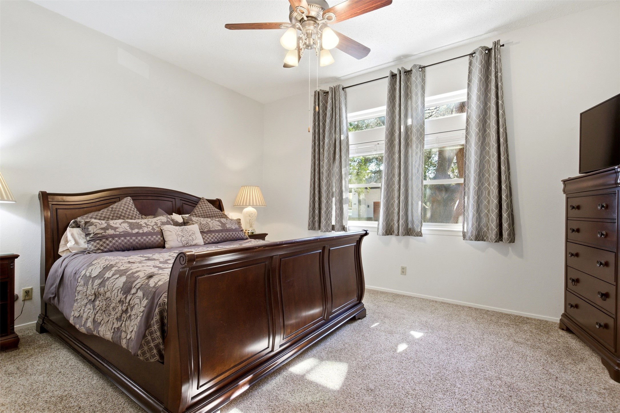 431 Country Side Lane