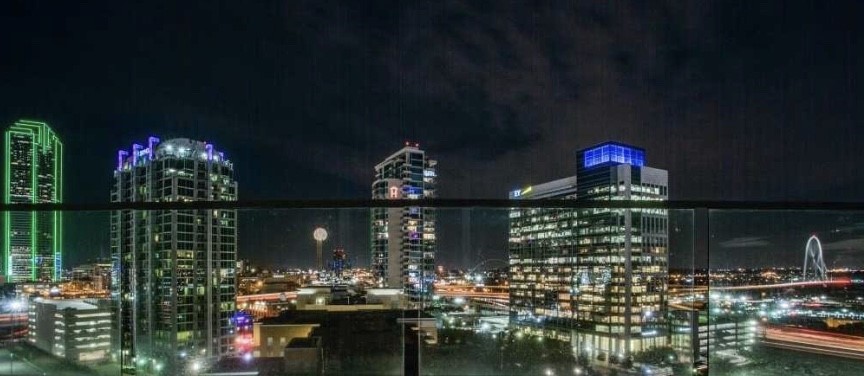 2408 Victory Park Lane 1034