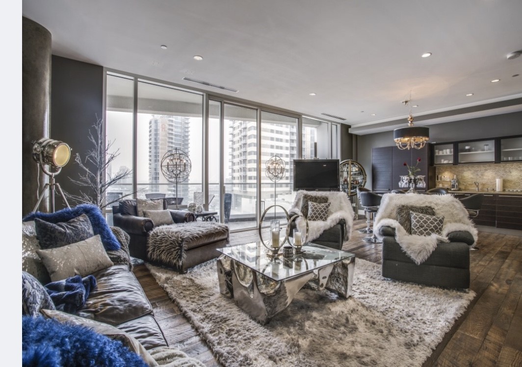 2408 Victory Park Lane 1034