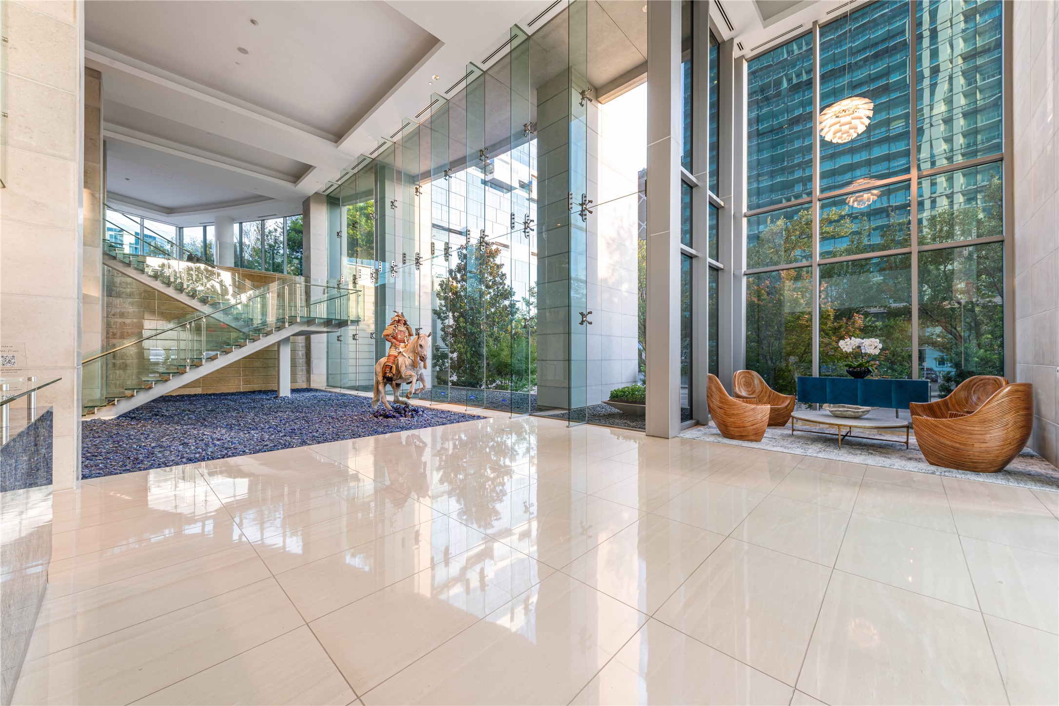 2900 McKinnon Street 1503