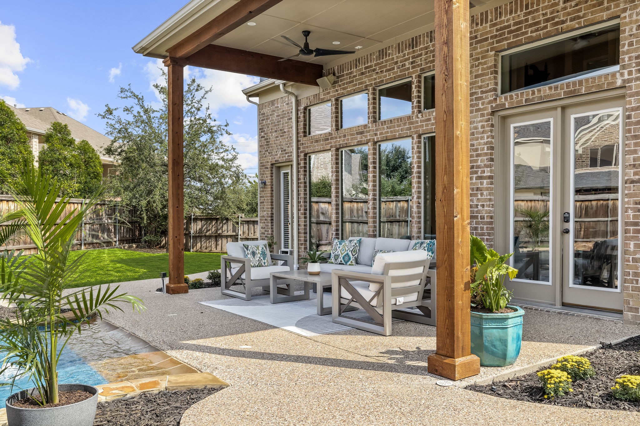 2350 Crest Pointe Place