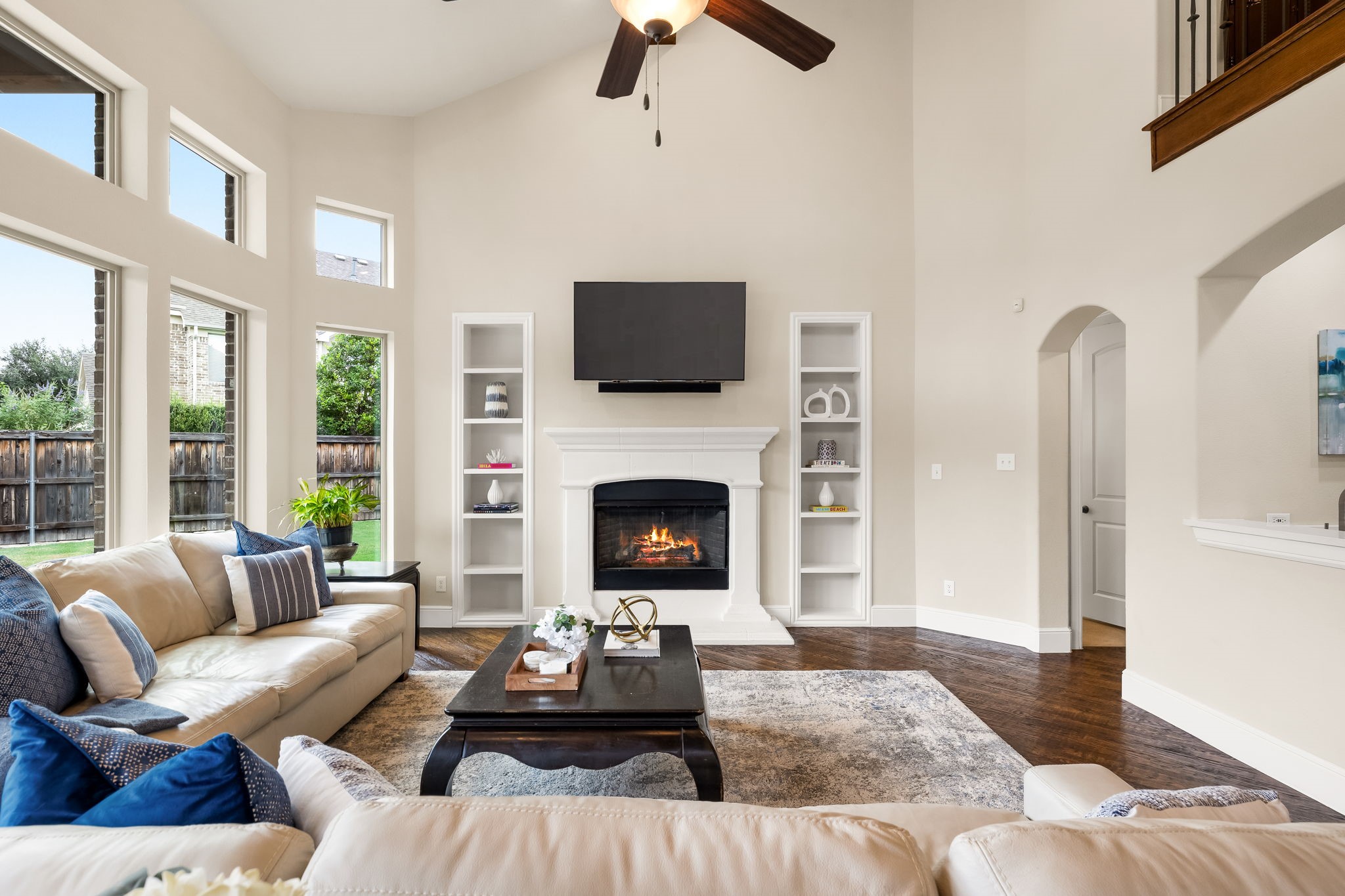 2350 Crest Pointe Place