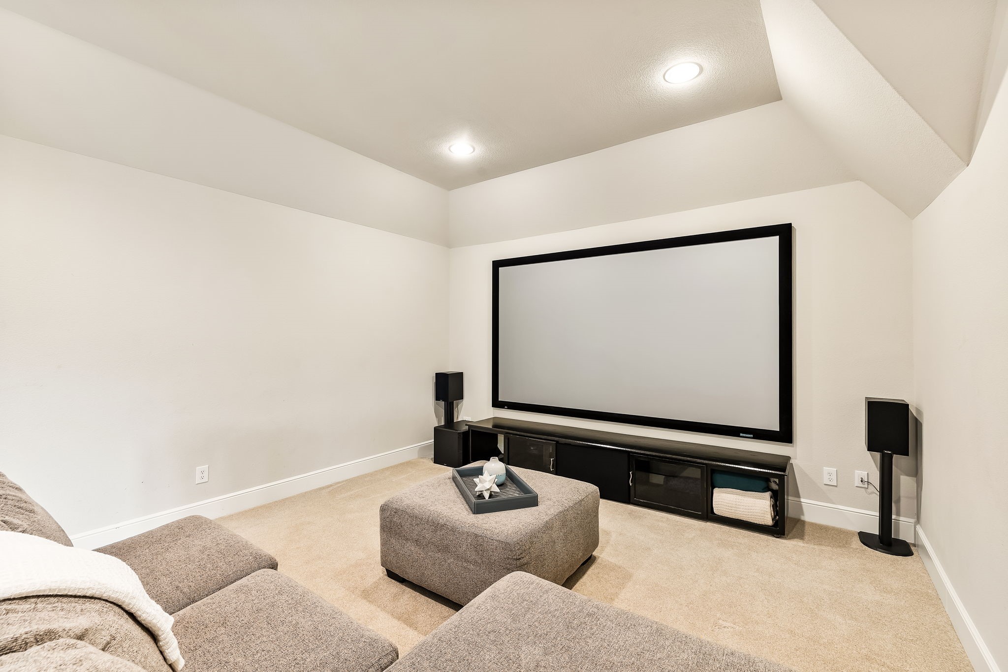 2350 Crest Pointe Place