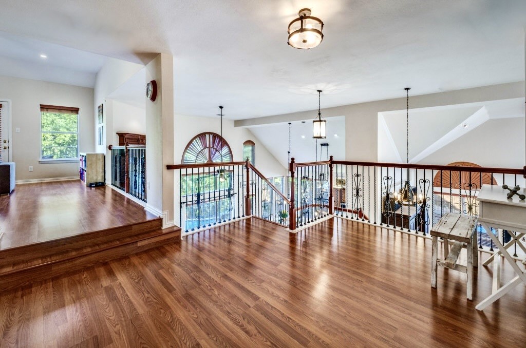 2402 Indian Trail