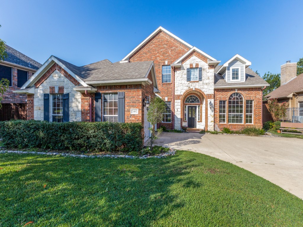 2402 Indian Trail