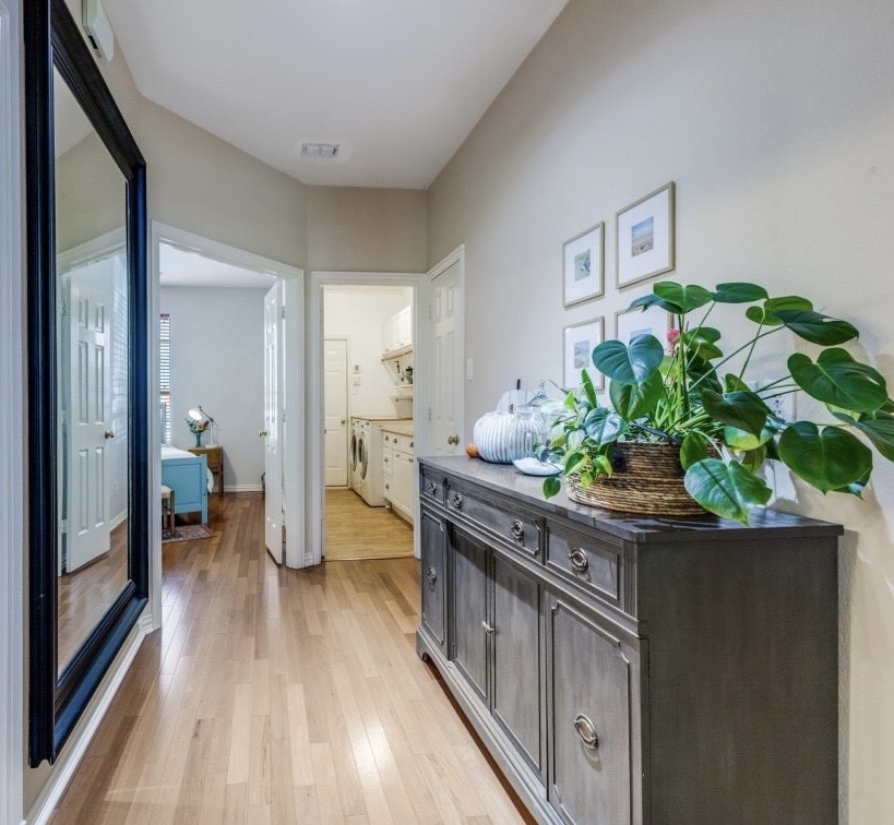 2402 Indian Trail
