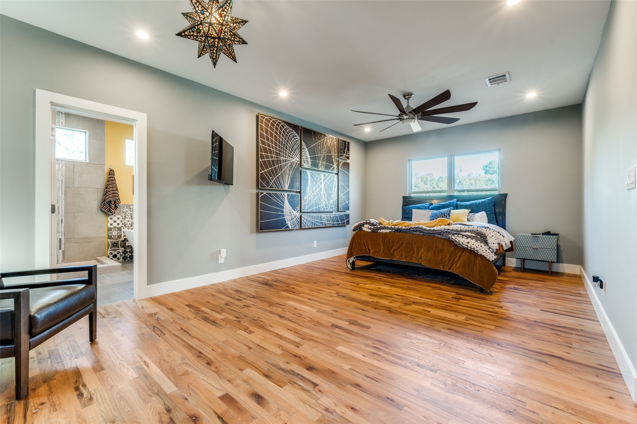 8915 Stanwood Drive
