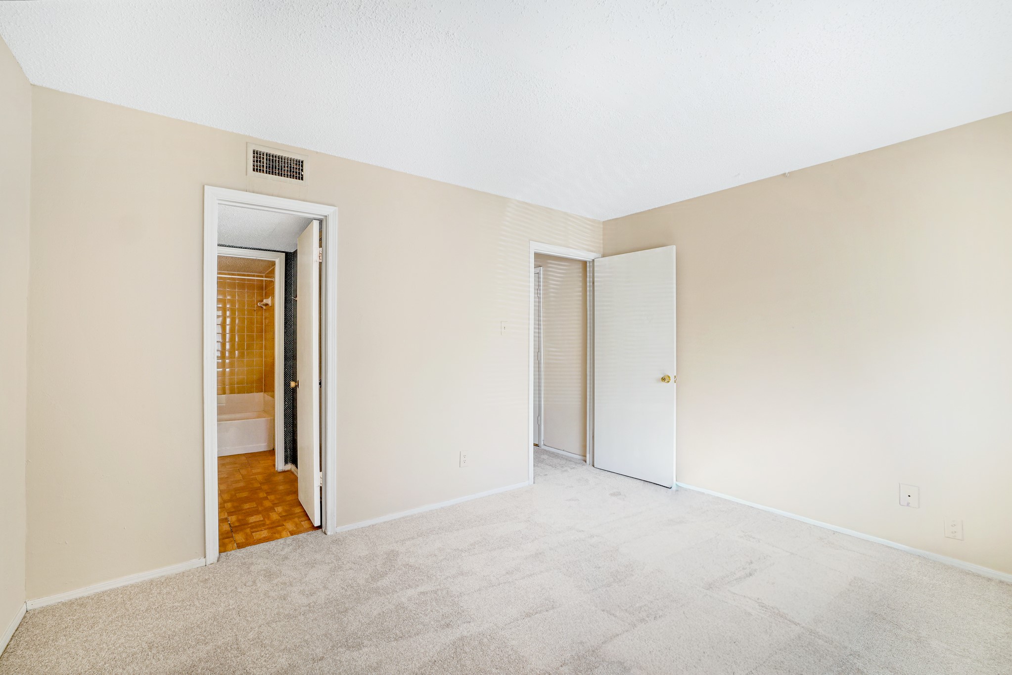 137 Trellis Place