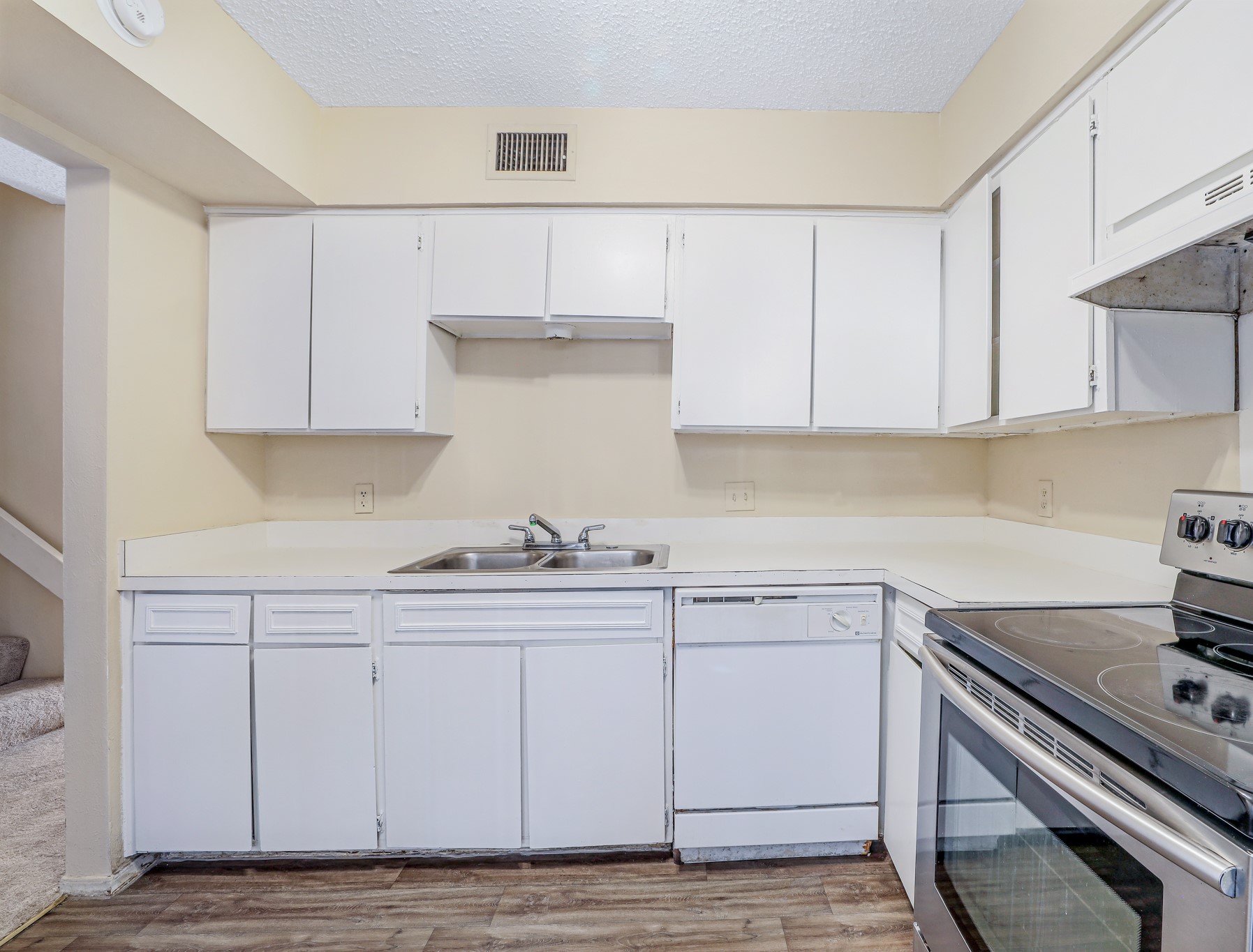 137 Trellis Place
