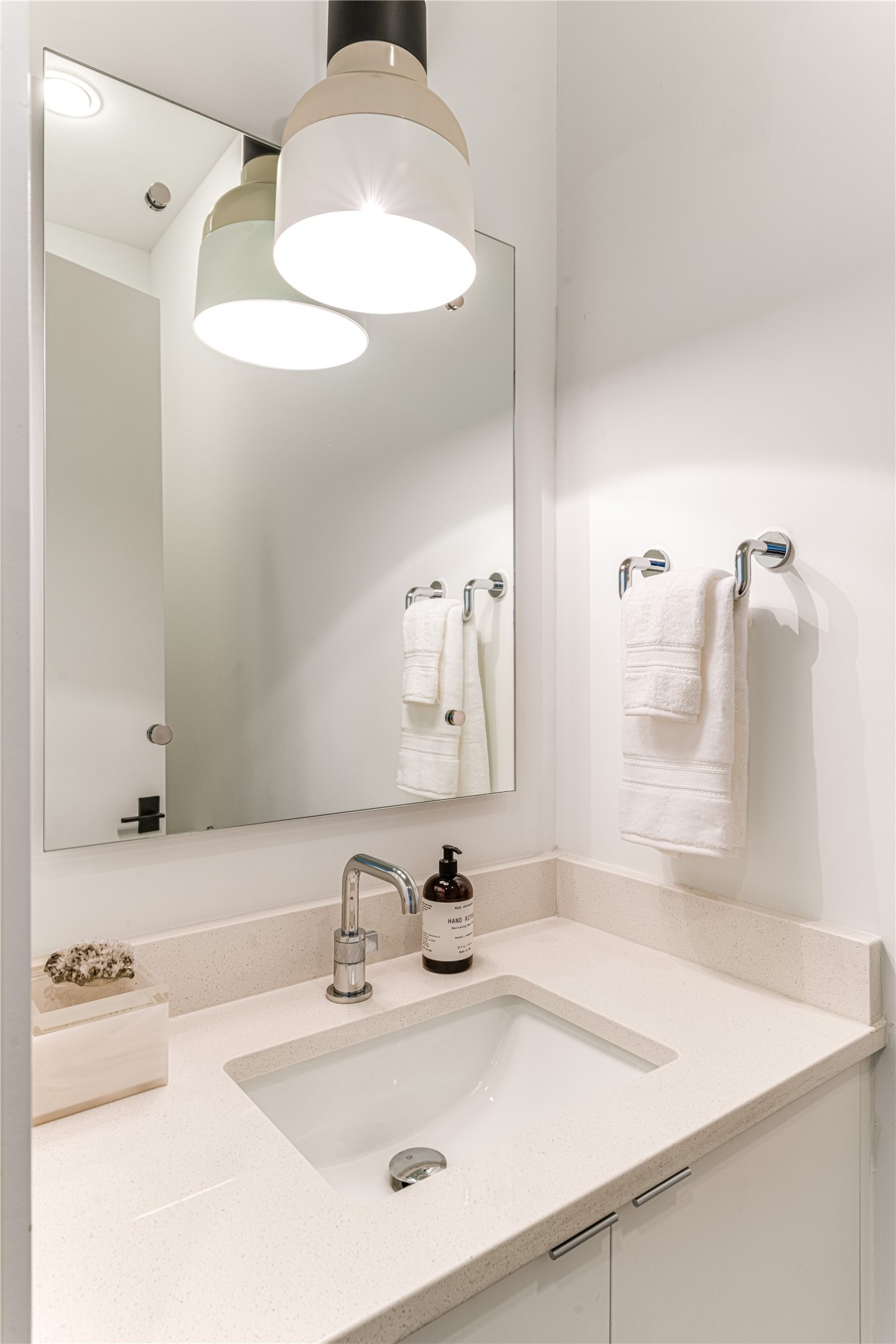 3233 Northwest Parkway