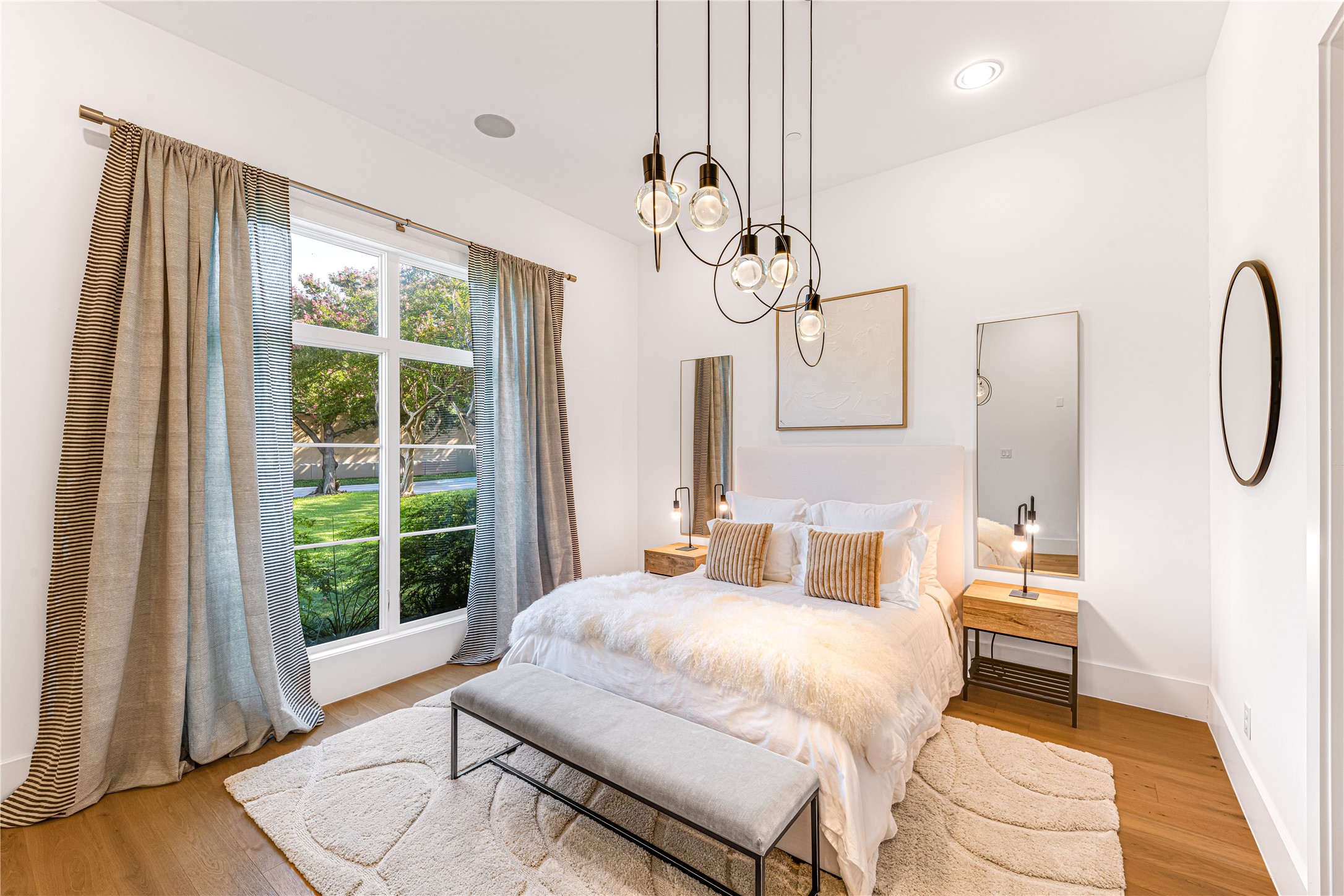 3233 Northwest Parkway