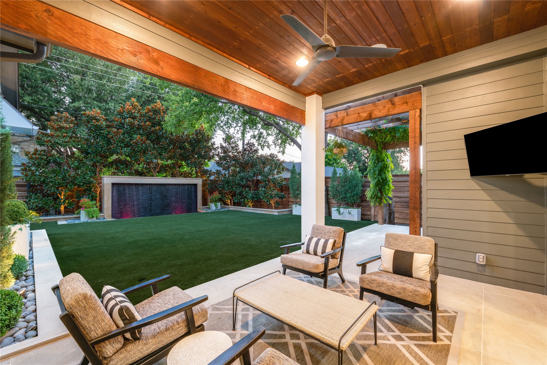 3233 Northwest Parkway