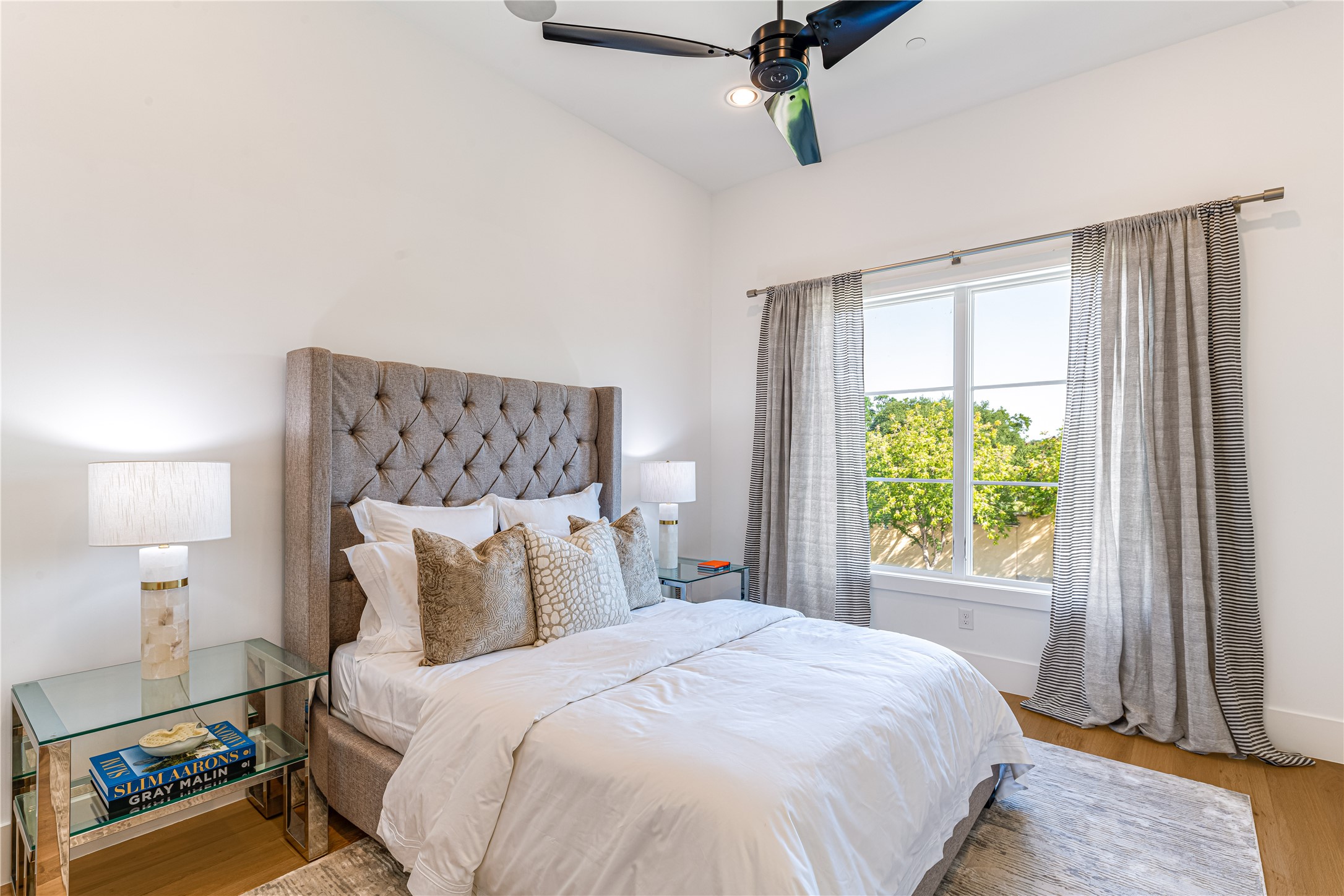 3233 Northwest Parkway