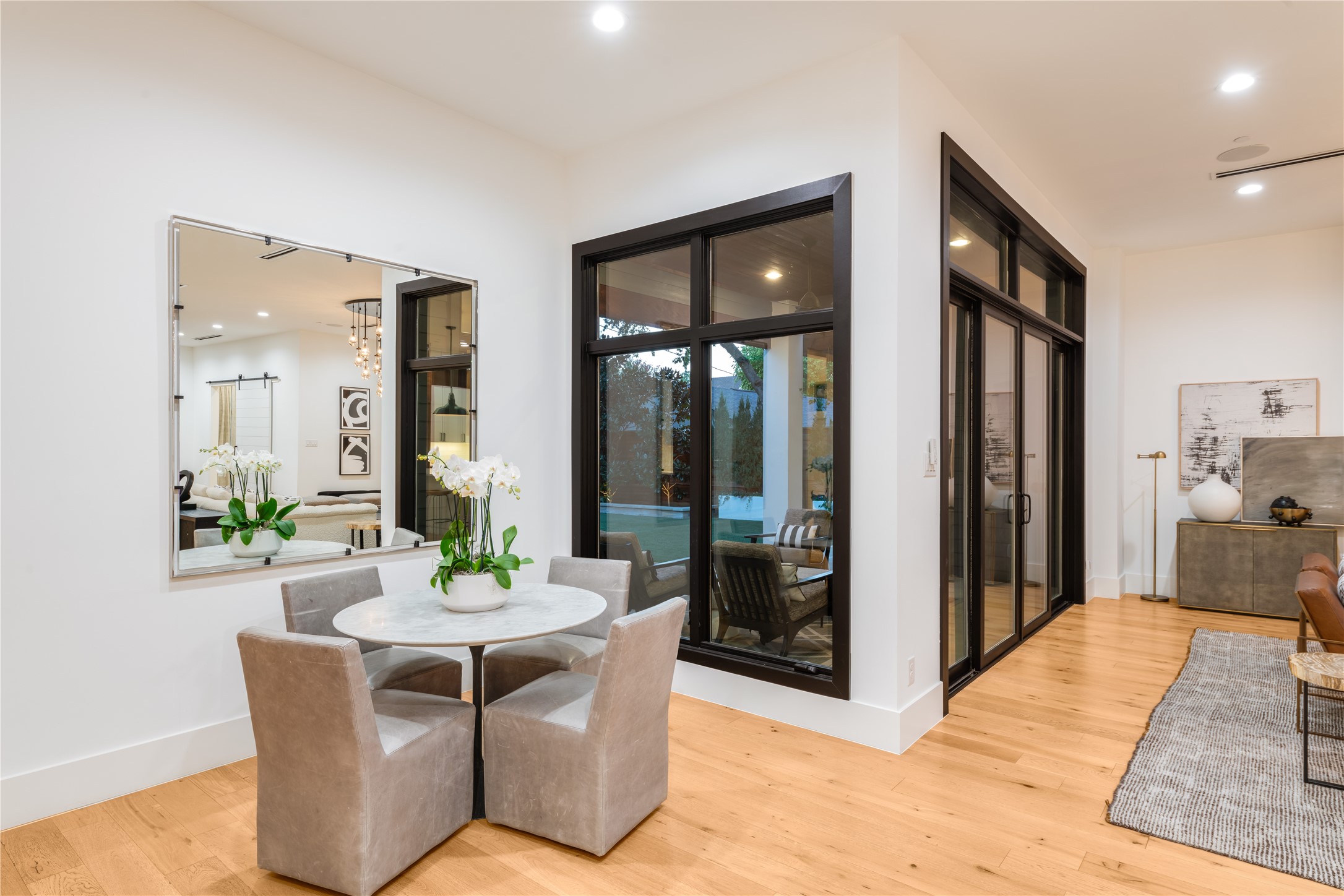 3233 Northwest Parkway