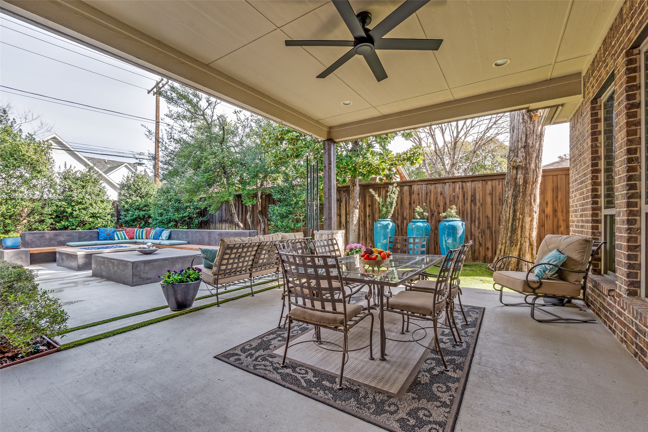 6023 Del Norte Lane