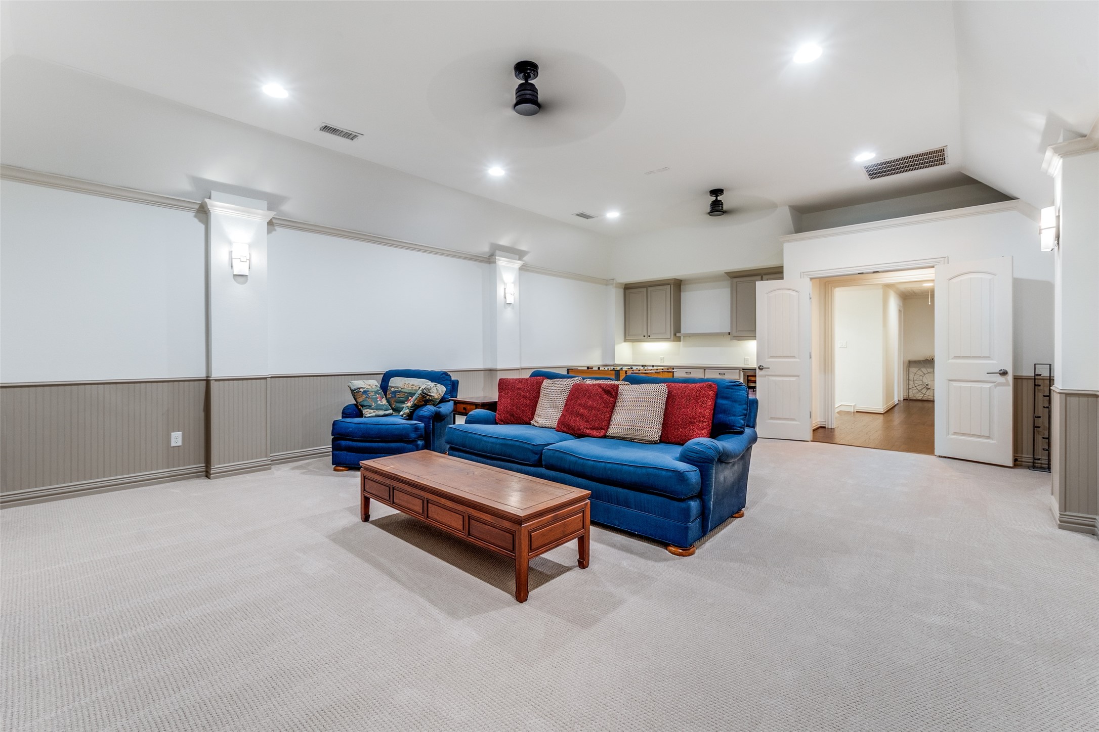 6023 Del Norte Lane