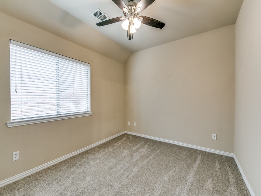 7124 Dry Creek Drive