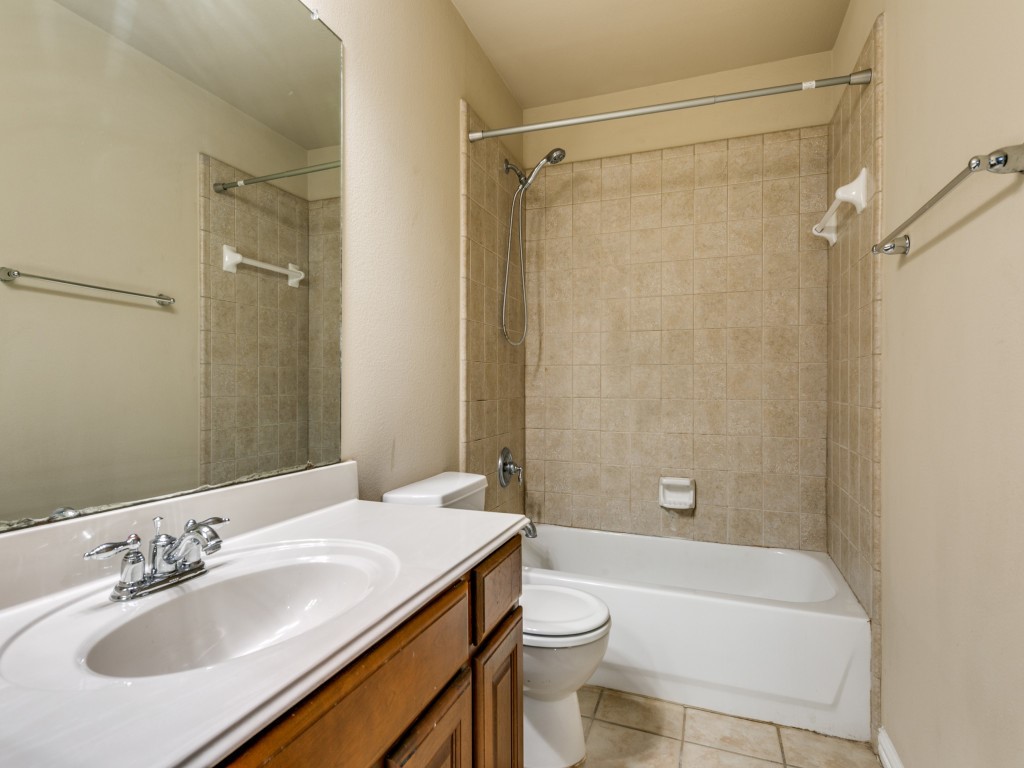 7124 Dry Creek Drive