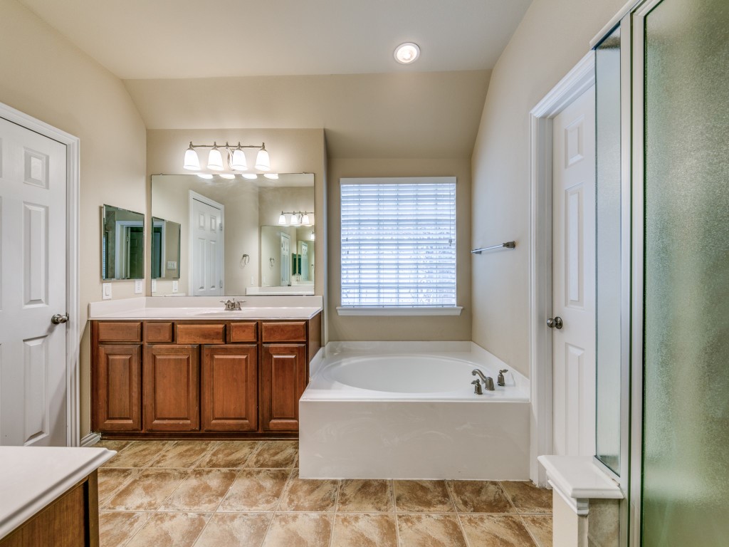 7124 Dry Creek Drive