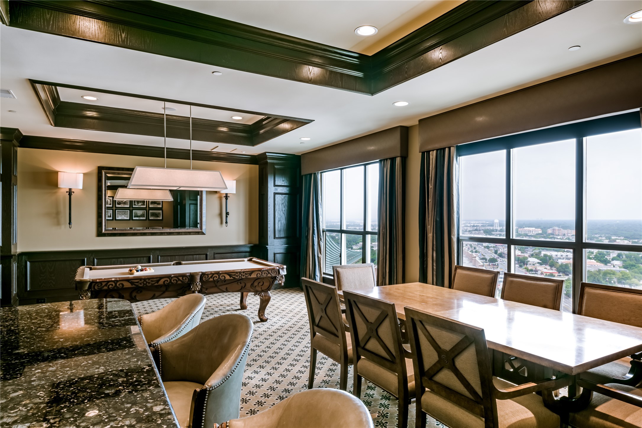 3401 Lee Parkway 404