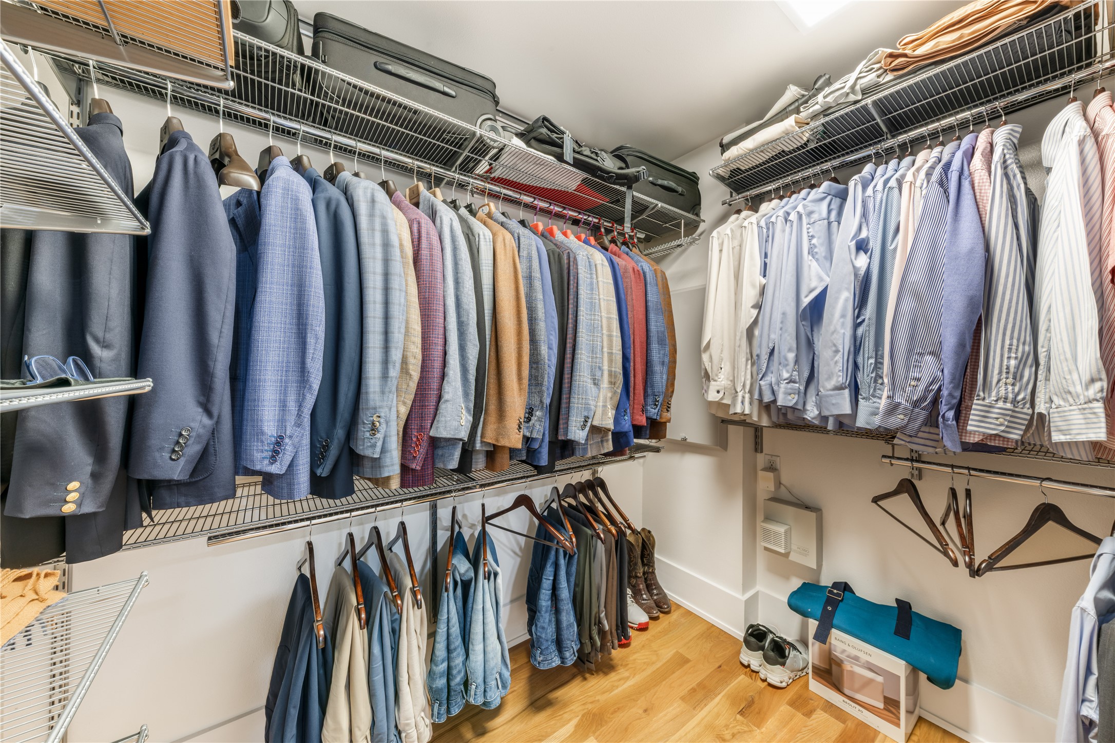 3401 Lee Parkway 404