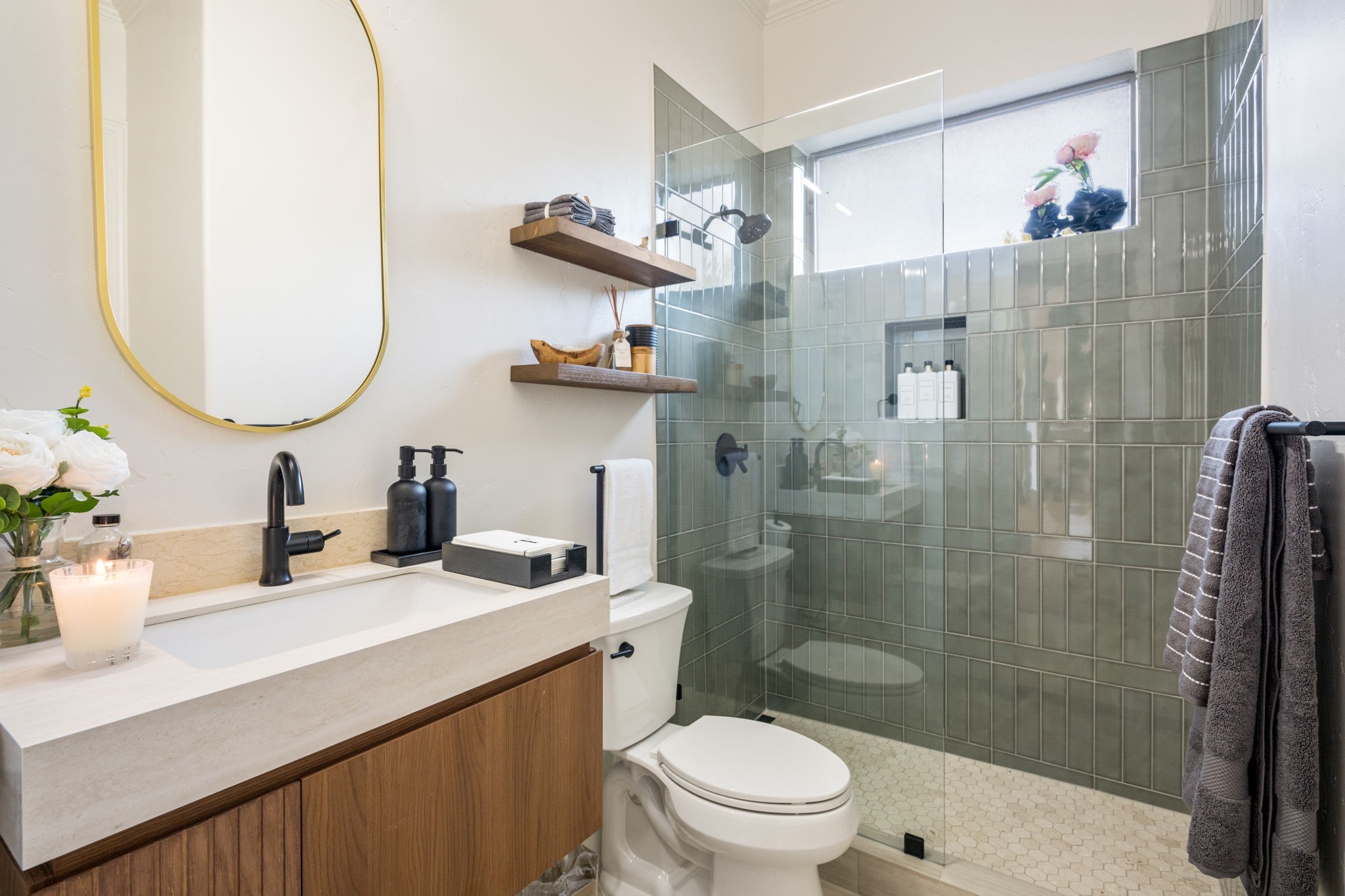 4370 Indian Creek Lane