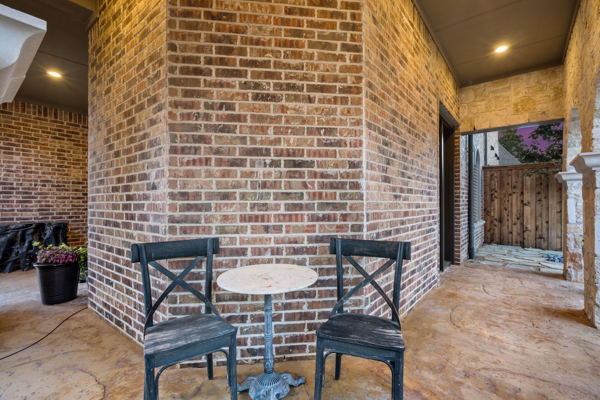 4370 Indian Creek Lane