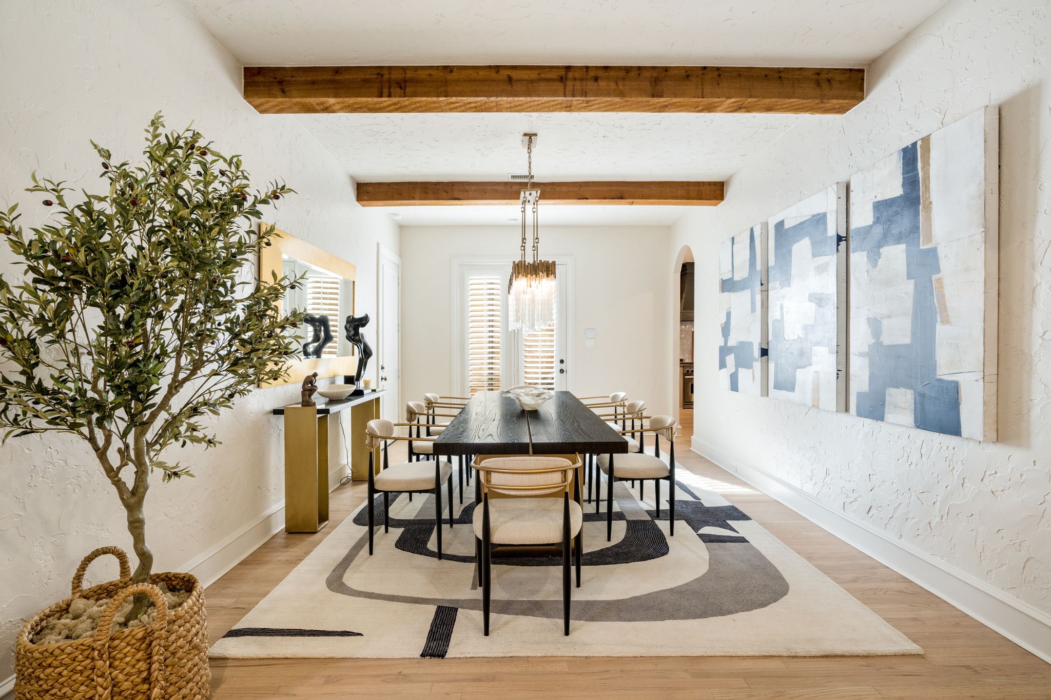 4370 Indian Creek Lane