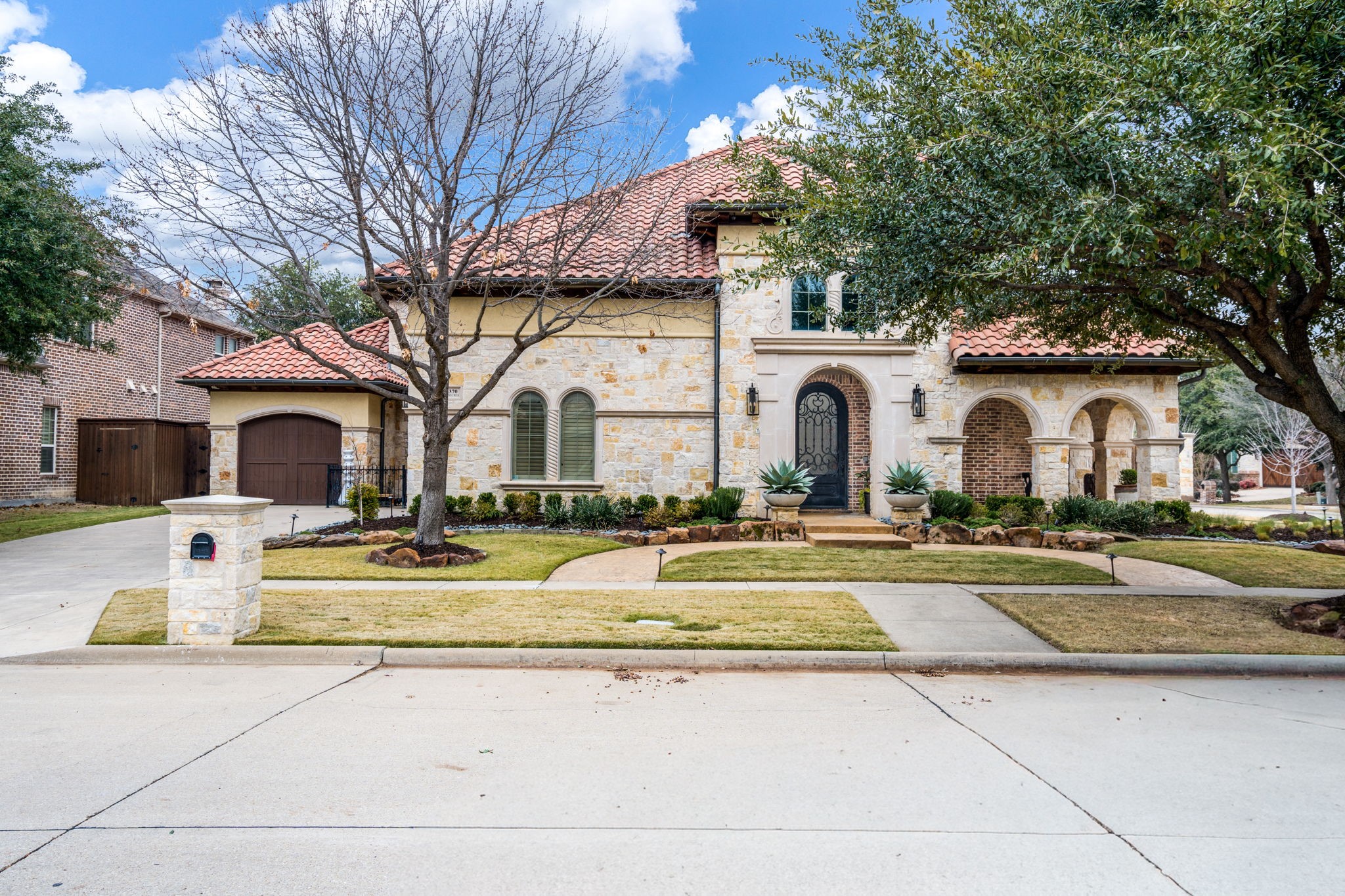 4370 Indian Creek Lane