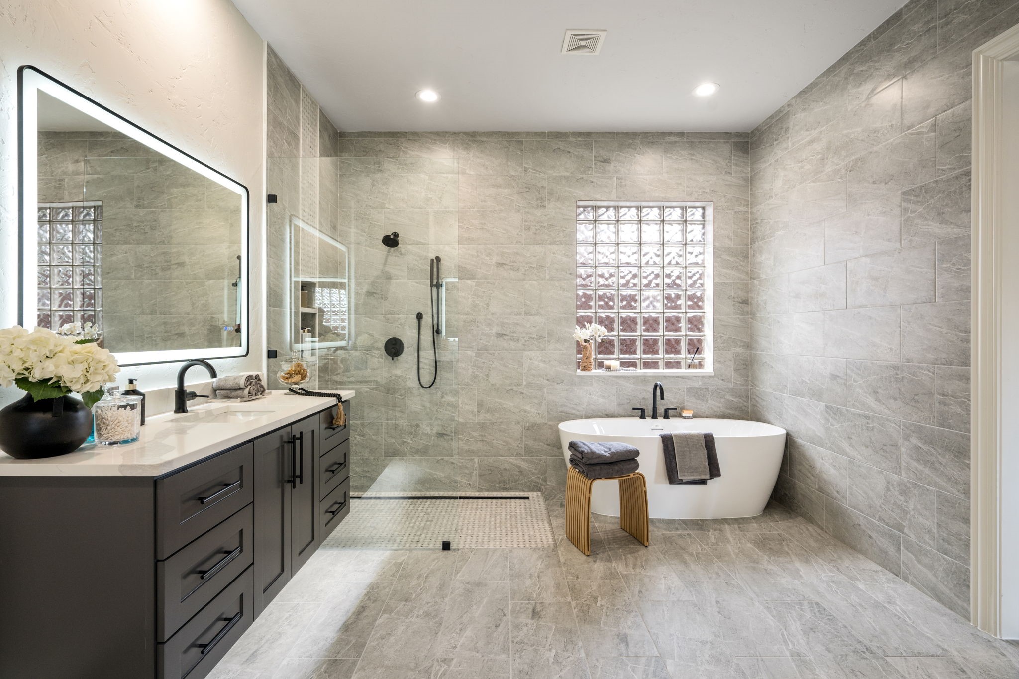 4370 Indian Creek Lane