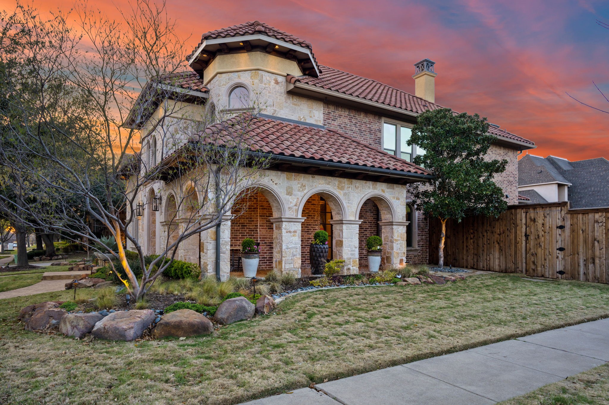 4370 Indian Creek Lane