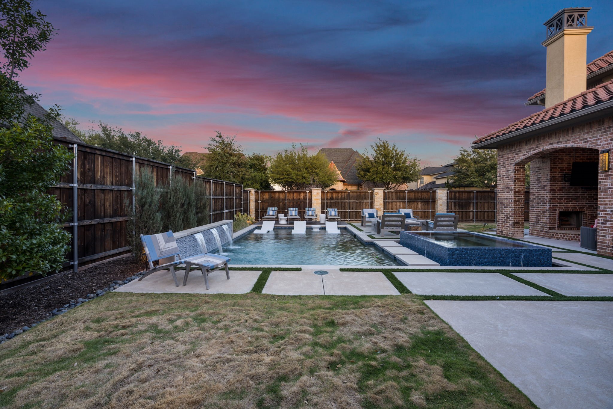 4370 Indian Creek Lane