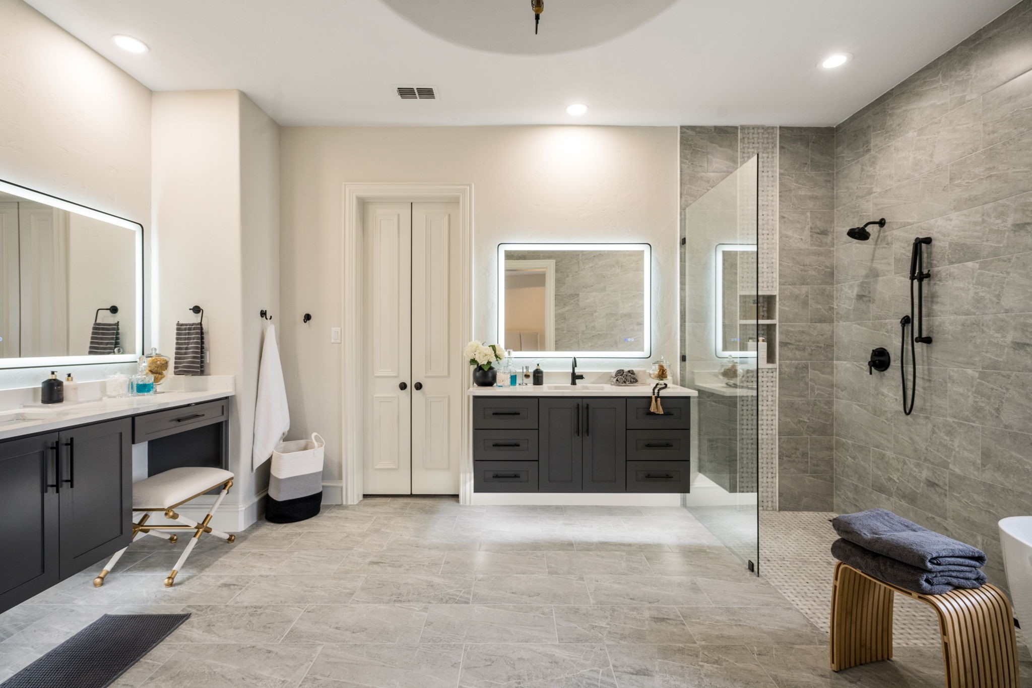 4370 Indian Creek Lane