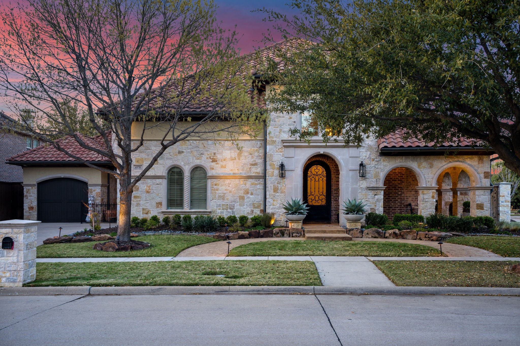 4370 Indian Creek Lane