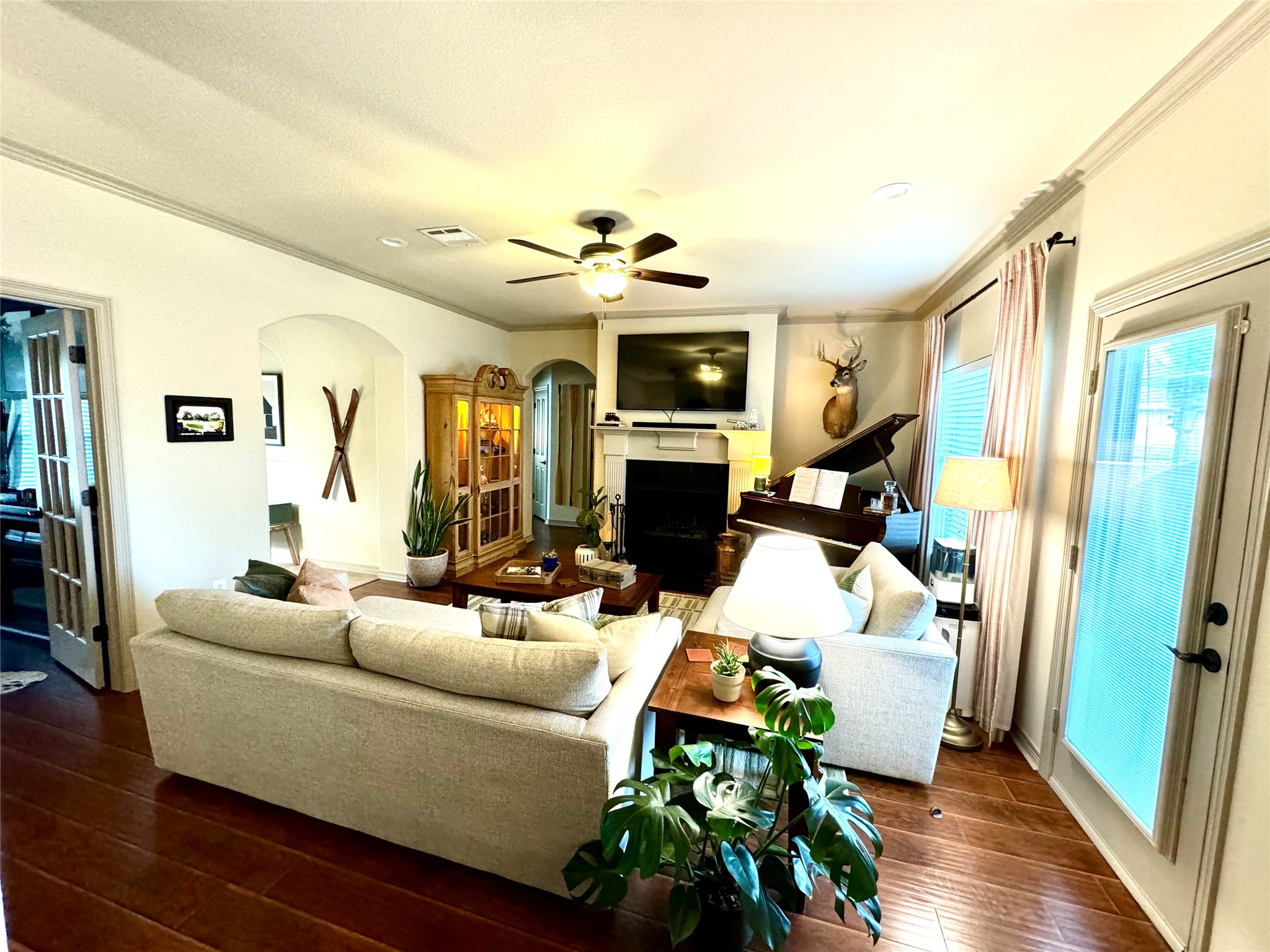 206 Red Wolf Lane