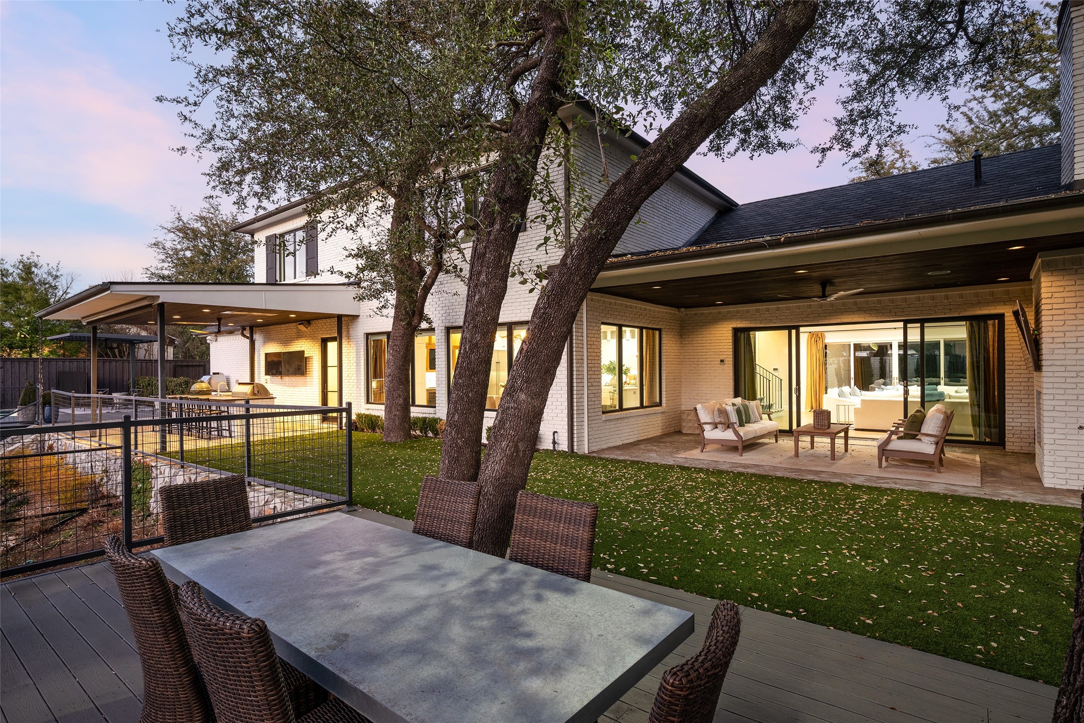 11219 Leachman Circle