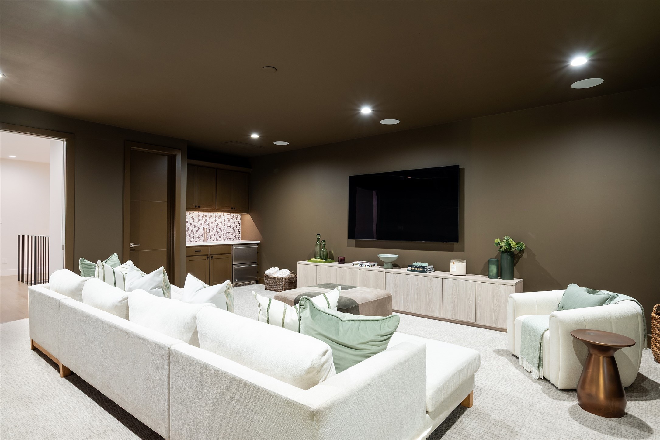 11219 Leachman Circle